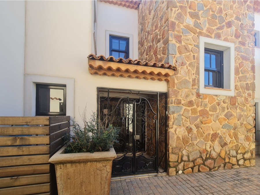 To Let 3 Bedroom Property for Rent in Estate D Afrique North West